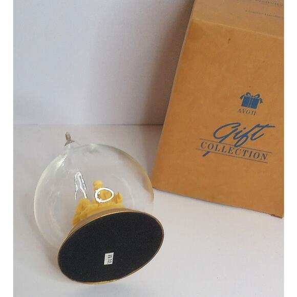 Vintage Avon Gift Collection Classic Nativity Dome Cloche Ornament - Picture 2 of 5